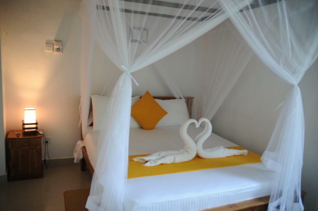 Tranquility Guest House Hikkaduwa Exterior photo